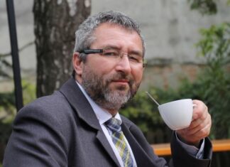 Lajos Káposzta Dolmetscher und Übersetzer