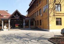 Zusammen sind wir stark… – Gymnasium in Werischwar