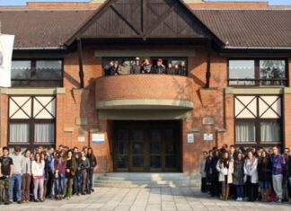 Wie können ungarische Kinder Deutsch?