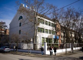 Schultraditionen in Kecskemét — Wenn wir eben keine Pandemie haben…