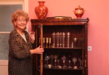 Was steckt in Ihrer Vitrine, Frau Meissner?