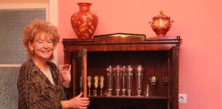 Was steckt in Ihrer Vitrine, Frau Meissner?