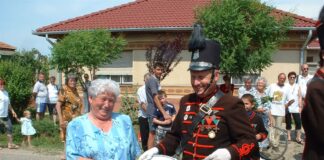 Kecel, die Kleinstadt der Blumen und der Kanonen