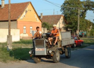„Csettegő” — Ein besonderes Fahrzeug der Landwirte