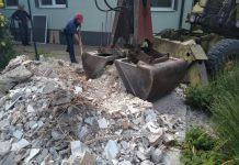 Baumaterial: Transport und Abtransport