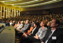 Programmangebot des Kulturzentrums in Kecskemét „Hírös Agóra“