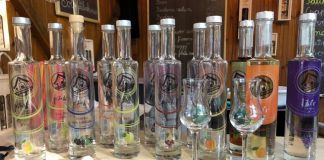 Einladung in eine traditionelle Schnapsbrennerei — Meghívás egy hagyományos szeszfőzdébe