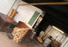 Eine traditionelle Schnapsbrennerei in Solt – Egy hagyományos pálinkafőzde Solton