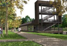 Besucherzentrale über dem Sumpfgebiet in Kiskunhalas