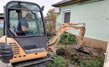 Arbeit mit eigenem Bagger