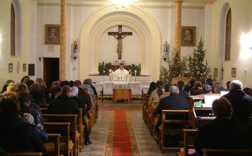 Gottesdienst zu Weihnachten mit Dolmetscher