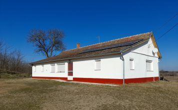 Erneuertes Haus, Alleinlage in der Puszta, herum ist nur Sonnenschein