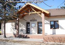 Zahnarztpraxis in Bócsa trotz der Pandemie in Normalbetrieb — auch für Ausländer eine gute Botschaft. Modern fogászat Bócsán!