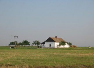 Wir suchen… ein Haus in der unbewohnten Puszta! Tanyát keresünk a lakatlan pusztaságban!