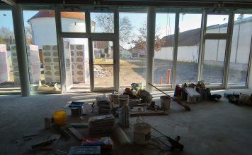 Zu Ostern trinken wir den Kaffee hier! – Húsvétkor itt kávézunk!