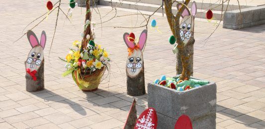 Oster-Stimmung mit Eierbaum