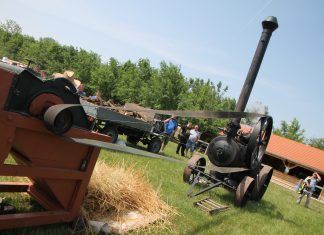 Wer erinnert sich noch daran? — Dreschmaschine