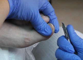 Wieder Sommer, wieder schöne Füße … – Újra nyár és újra látszanak a szépen ápolt lábak!