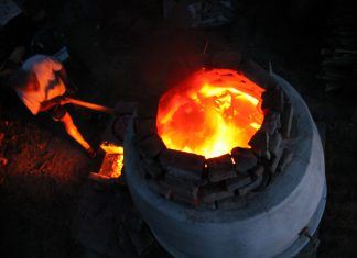 Der Töpfer und sein traditionelles Handwerk