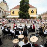 Neun sommerliche ungarndeutsche Open-Air-Konzerte in der Innenstadt von Fünfkirchen / Pécs