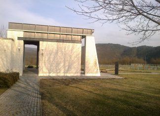 Soldatenfriedhof in Wudersch / Budaörs