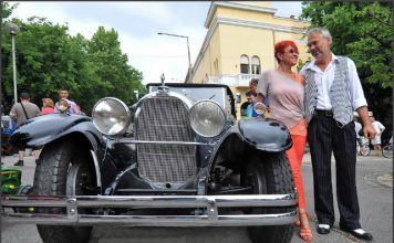 Veterán piknik — Treffen von Oldtimer-Fahrzeugen in Kiskunhalas-Sóstó