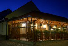 Deutschsprachiger Stammtisch auf kulinarischer Entdeckungstour in Soltvadkert!