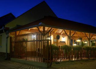 Deutschsprachiger Stammtisch auf kulinarischer Entdeckungstour in Soltvadkert!