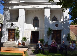 Festival im Hof der Synagoge in Kiskunhalas am Sonntag den 23-24. August