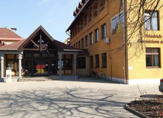 Dachsanierung am Friedrich-Schiller-Gymnasium Werischwar