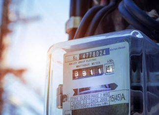 Lajos’ Geheimnisse: Informationsbeschaffung, Behörden, Betrüger