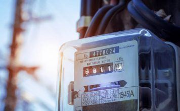 Lajos’ Geheimnisse: Informationsbeschaffung, Behörden, Betrüger