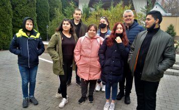 Látogatóban a Kiskunhalasi Vincze Vendégházban — Besuch der Pension Vincze in Kiskunhalas