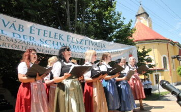 Etwas Gutes gegessen, dann getanzt und gesungen