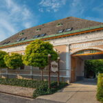 Zwischen den Kellerreihen – Pincesorok között