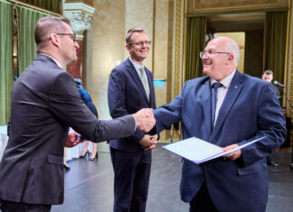 Ungarndeutscher Lehrer ausgezeichnet