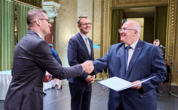 Ungarndeutscher Lehrer ausgezeichnet