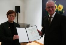 Ungarischer Historiker erhielt deutsche Auszeichnung – Magyar történész német kitüntetése