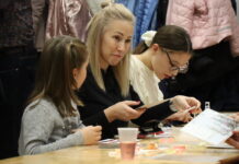 Adventsfeier mit Jugendlichen im reformierten Gemeindehaus