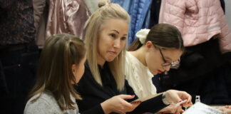 Adventsfeier mit Jugendlichen im reformierten Gemeindehaus