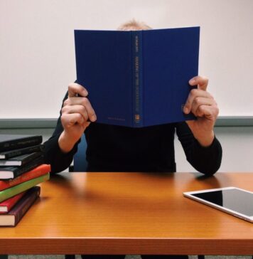 Die Geheimnisse von Lajosch: Zeugnisse und Diplome in Ungarn anerkennen lassen