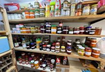 Unsere Speisekammer ist voll! — ein Neuanfang im Leben von deutschen Zuwanderern 2