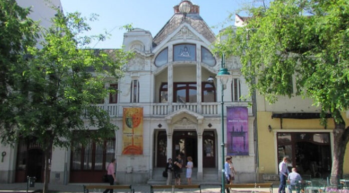 Donnerstag, den 23. 05. 2024: Deutsches Theater in Szekszárd
