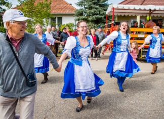 Maifest / Majális in Bócsa am 1. Mai