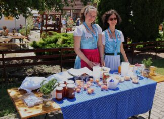 Ungarndeutsche Speisen in Tschasartet— zum 5. Mal