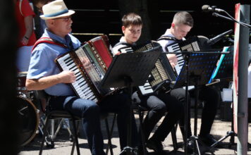 Festival donauschwäbischer Speisen in Tschasartet / Császártöltés am Samstag, den 14. Juni