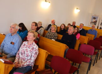 Ungarisch und Deutsch – Gottesdienst in Bócsa