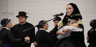 Jubiläum der ungarndeutschen Volkstanzgruppe in Nadwar: Samstag den 25. April