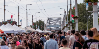 Weine von 150 Winzern + Brückenfest