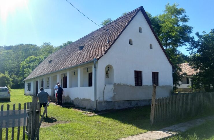 Die Geheimnisse von Lajosch: Energetisches Zeugnis zum Haus